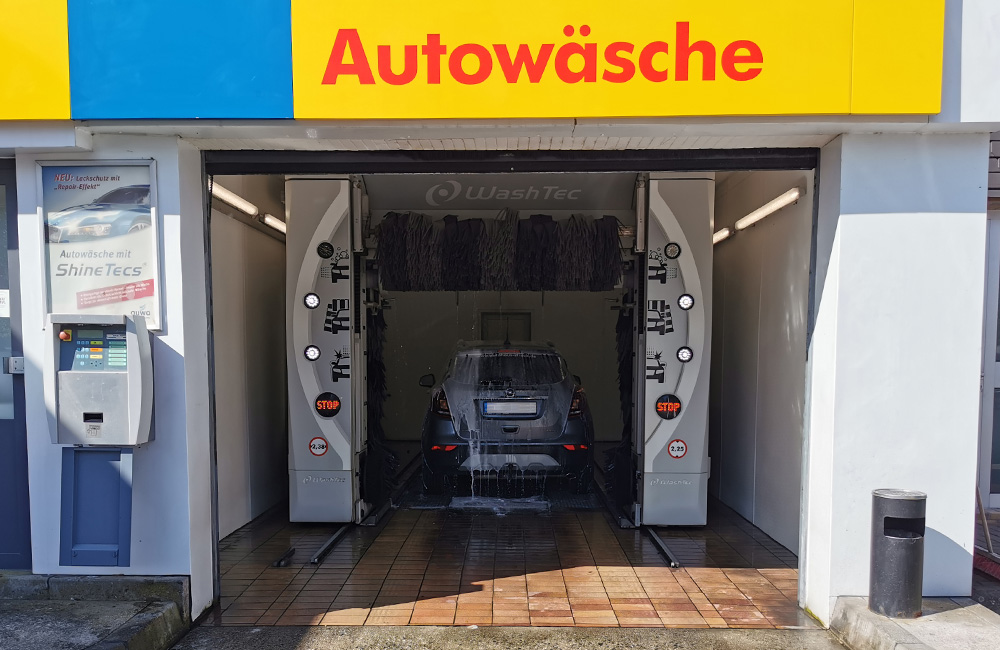 Tankstelle Mit Waschanlage In Der Nähe Autohaus Strack GmbH - Tankstelle